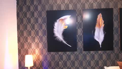 Snapshot of sharomross chatting on 02.16.26 Sharom online show from 02.16.26