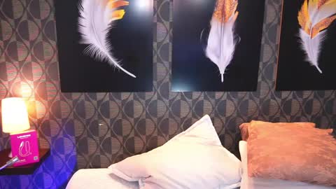 Sharom  online show from 03.30.26