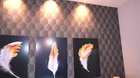 Sharom  online show from 04.16.26