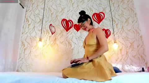 sharon_leather online show from 04.18.26