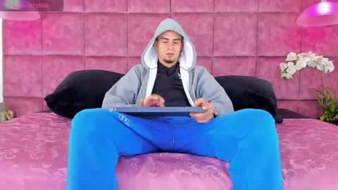 Sharon  Tyga online show from 01.10.26