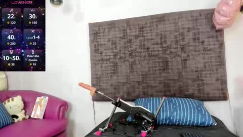 sharoncute16 online show from 11.17.25