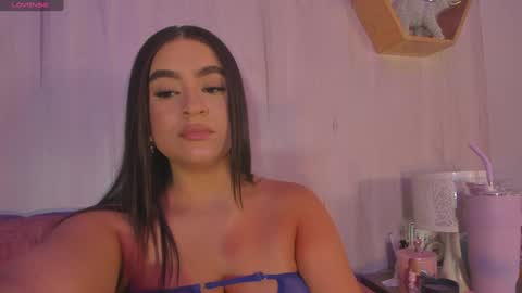 Snapshot of sharonlewy_ chatting on 01.10.25 Sharon online show from 01.10.25