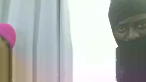 Snapshot of sharonmina chatting on 11.09.25 Freaky Nasty Couples online show from 11.09.25