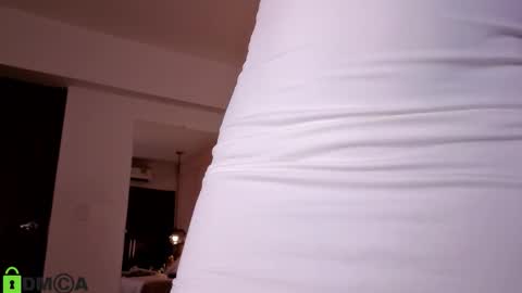 Sharon online show from 12.23.25