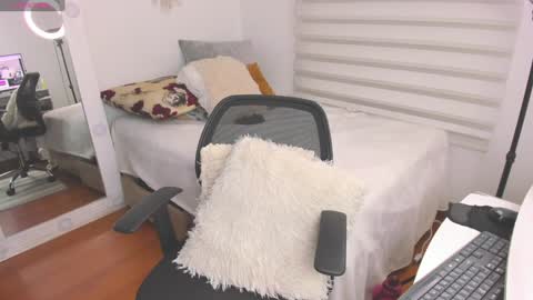 Sharon online show from 01.26.25