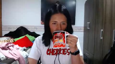 Snapshot of sharoon__cherry_ chatting on 03.18.26 sharon online show from 03.18.26