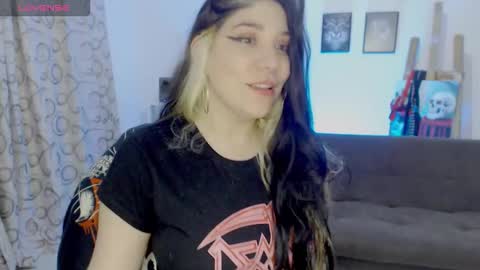 Snapshot of sharoonnn34 chatting on 11.08.25 SHAROON online show from 11.08.25