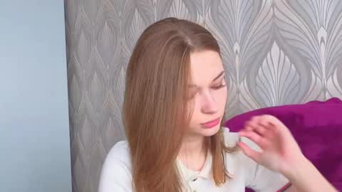 Snapshot of sharrimalagisi chatting on 10.02.25 Miroslava online show from 10.02.25