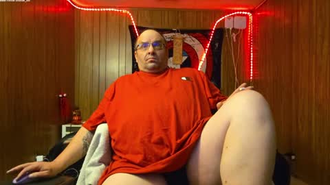 Snapshot of shatter_69 chatting on 12.29.24 Black Venom online show from 12.29.24