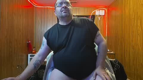 Snapshot of shatter_69 chatting on 01.04.25 Black Venom online show from 01.04.25