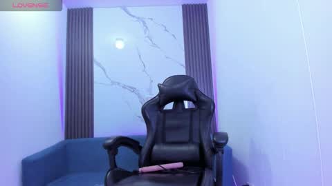 Lady Shauna online show from 10.10.25