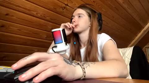 Snapshot of shavonflosi chatting on 06.11.26 Maria online show from 06.11.26
