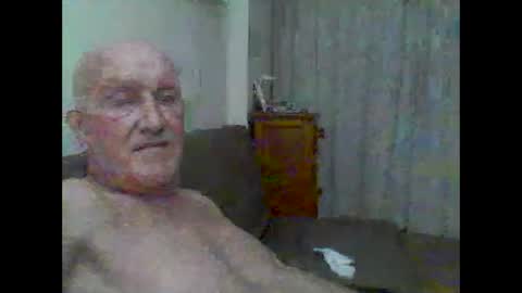 Snapshot of shawn46 chatting on 02.22.25 SHAWN CASEY UK online show from 02.22.25