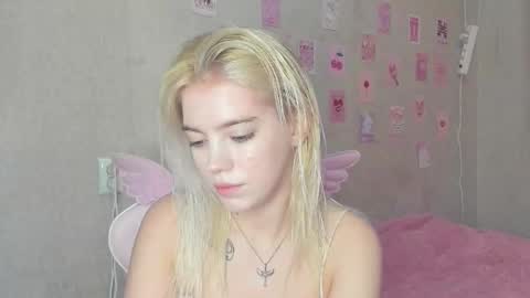 Lola online show from 09.08.25