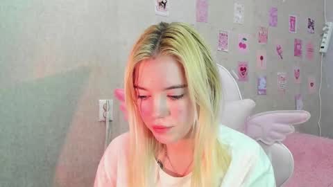 Lola online show from 09.26.25