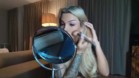shayblonde online show from 11.21.25