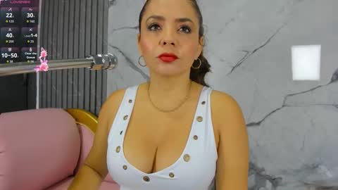 shayra_boobs2 online show from 12.15.25