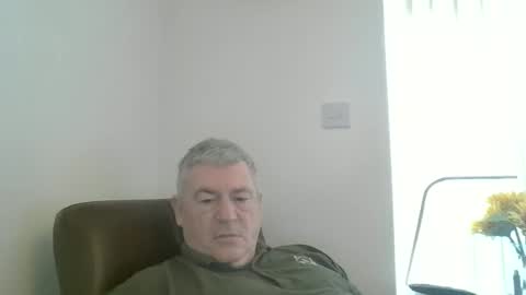 Snapshot of she52 chatting on 12.30.24 she52 online show from 12.30.24