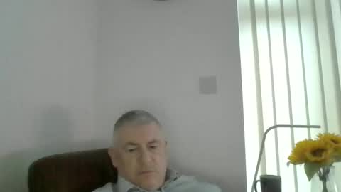 Snapshot of she52 chatting on 02.05.25 she52 online show from 02.05.25