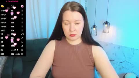 Snapshot of shedar_pretty chatting on 06.19.26 Shedar online show from 06.19.26