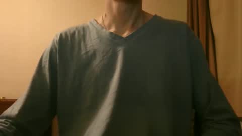 Snapshot of shedevr02 chatting on 02.04.26 Roger online show from 02.04.26