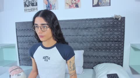 Sheepy online show from 12.22.24