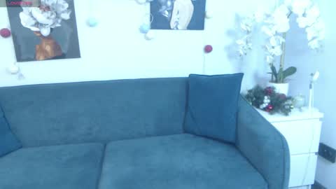 Snapshot of sheilaryan chatting on 12.25.24 Sheila GMT 2 Tuesday Wednesday Friday Saturday Sunday- 8 5 online show from 12.25.24