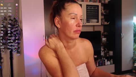 Snapshot of sheilaryan chatting on 11.02.25 Sheila GMT 2 Tuesday Wednesday Friday Saturday Sunday- 8 5 online show from 11.02.25