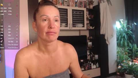 Snapshot of sheilaryan chatting on 11.03.25 Sheila GMT 2 Tuesday Wednesday Friday Saturday Sunday- 8 5 online show from 11.03.25