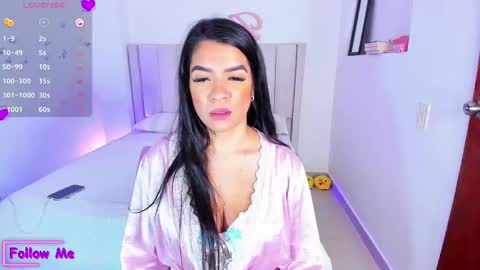 Danna   online show from 12.22.24