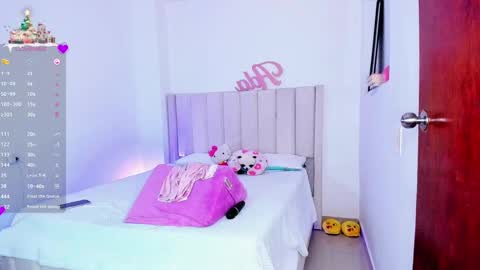 Danna   online show from 12.31.24