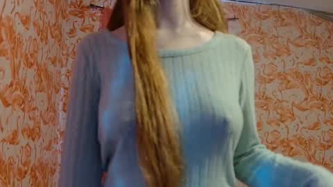 Snapshot of shelikessoymilk chatting on 02.16.26 Erika online show from 02.16.26