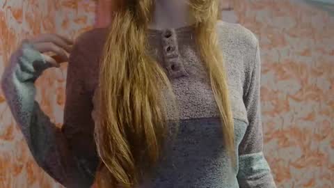 Snapshot of shelikessoymilk chatting on 02.23.26 Erika online show from 02.23.26