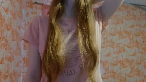 Snapshot of shelikessoymilk chatting on 03.09.26 Erika online show from 03.09.26