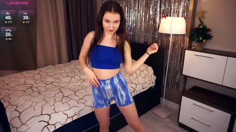 Snapshot of shelleybuss chatting on 01.03.25 Shelley night Tate day online show from 01.03.25