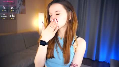 Snapshot of shelleybuss chatting on 03.12.25 Shelley night Tate day online show from 03.12.25