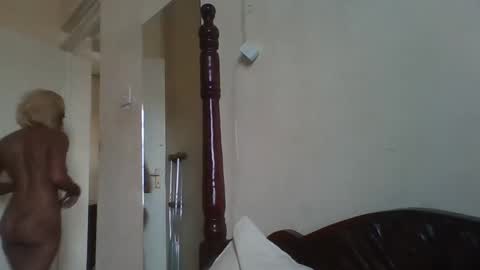 shellymadonna online show from 10.20.25