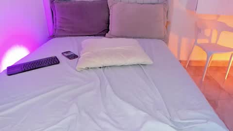 Snapshot of shelynna_azzul chatting on 02.19.26 shelynna_azzul online show from 02.19.26