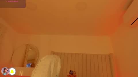 shelynna_azzul online show from 03.15.26