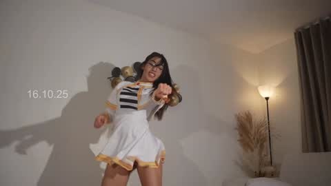 Snapshot of shena_nomy chatting on 10.16.25 In instagram shena nomy online show from 10.16.25