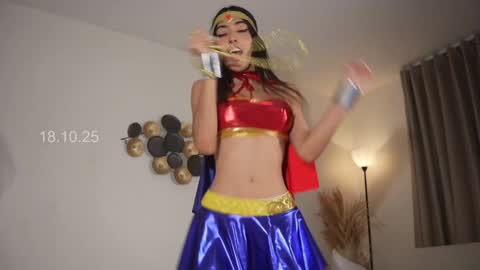 Snapshot of shena_nomy chatting on 10.18.25 In instagram shena nomy online show from 10.18.25