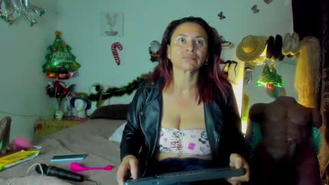 shera hade online show from 12.23.24