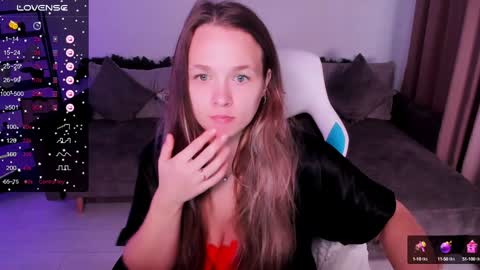 Snapshot of sherill_brill chatting on 12.03.24 Sheril online show from 12.03.24