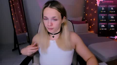 Snapshot of sherill_brill chatting on 01.30.25 Sheril online show from 01.30.25