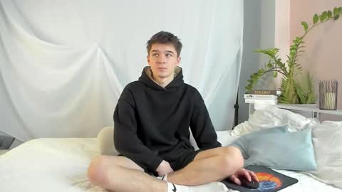 Max online show from 02.18.26