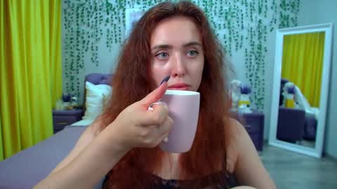 Snapshot of sherrybaers chatting on 11.11.25 Sherry online show from 11.11.25