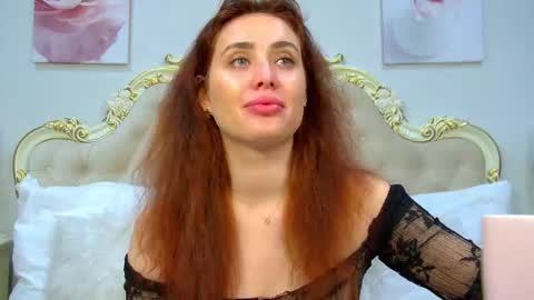 Snapshot of sherrybaers chatting on 11.12.25 Sherry online show from 11.12.25