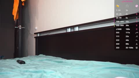 Snapshot of sherrylime chatting on 10.14.25 Sherry online show from 10.14.25