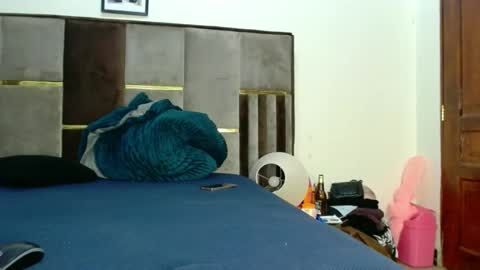 Snapshot of sherrysaa chatting on 03.03.25 Sherry l online show from 03.03.25